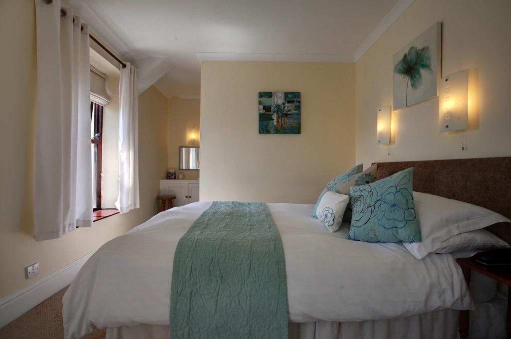 Rosedene Guest House Pembroke Kültér fotó