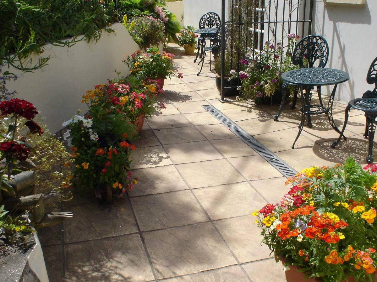Rosedene Guest House Pembroke Kültér fotó