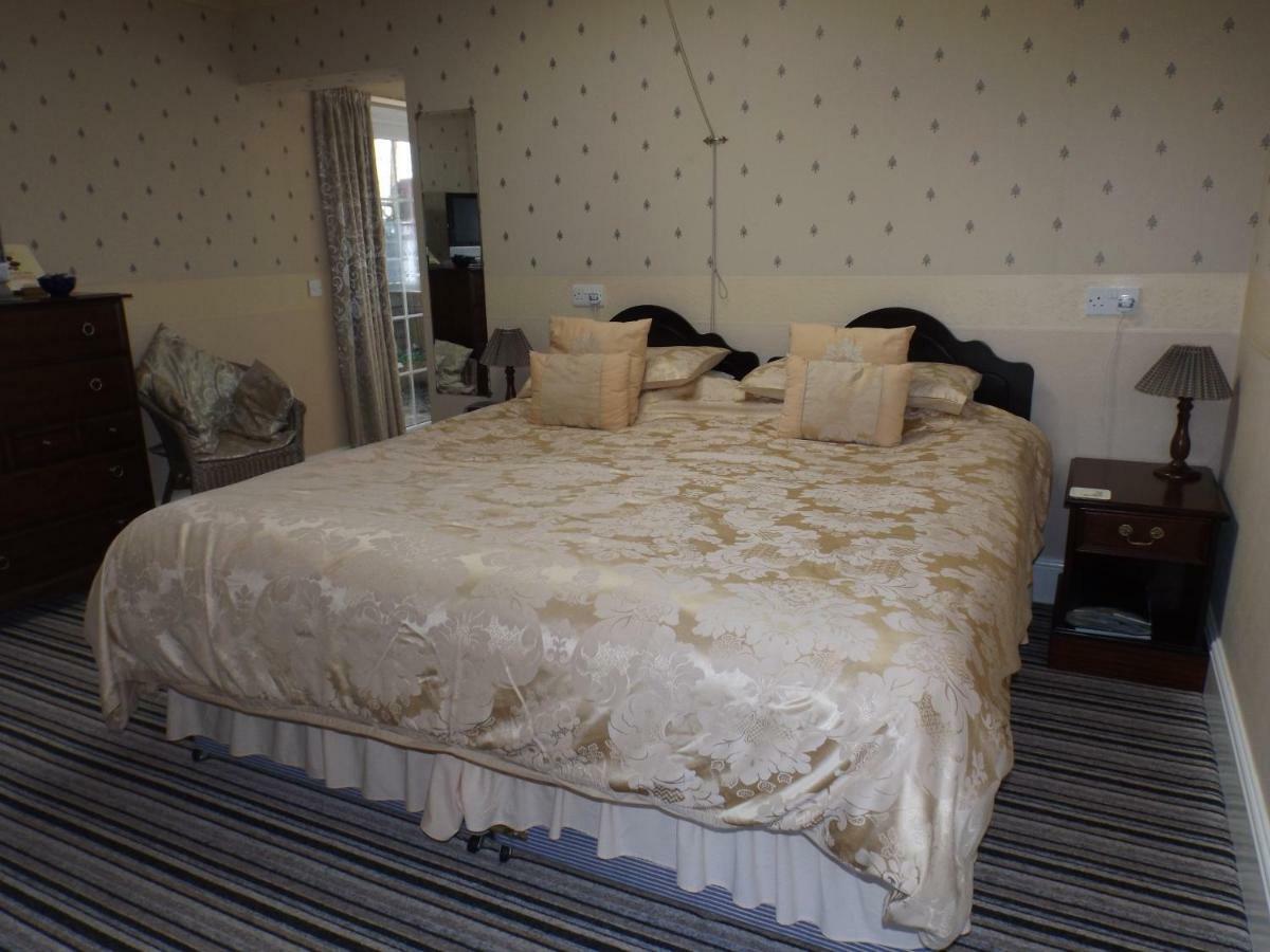 Rosedene Guest House Pembroke Kültér fotó