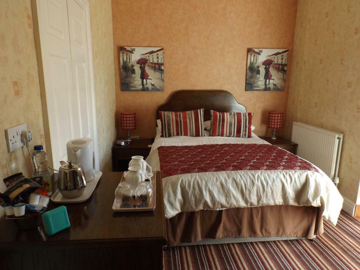 Rosedene Guest House Pembroke Kültér fotó